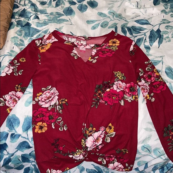 Shirts/ jackets - Picture 3 of 16